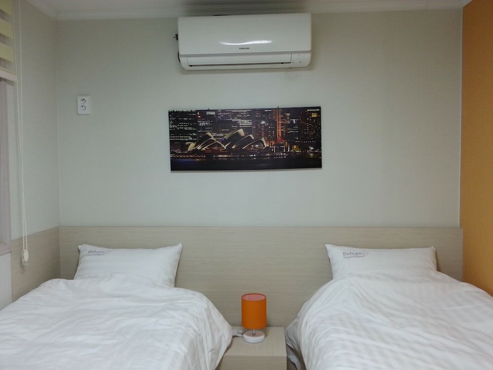 Фото Beluga Guest House - Hostel