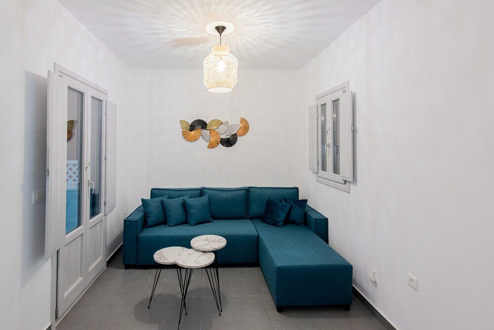 Фото Golden View Jacuzzi Suites