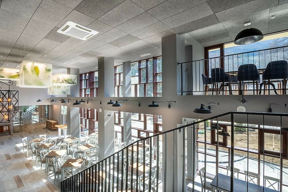 Фото The Five Elements Hotel