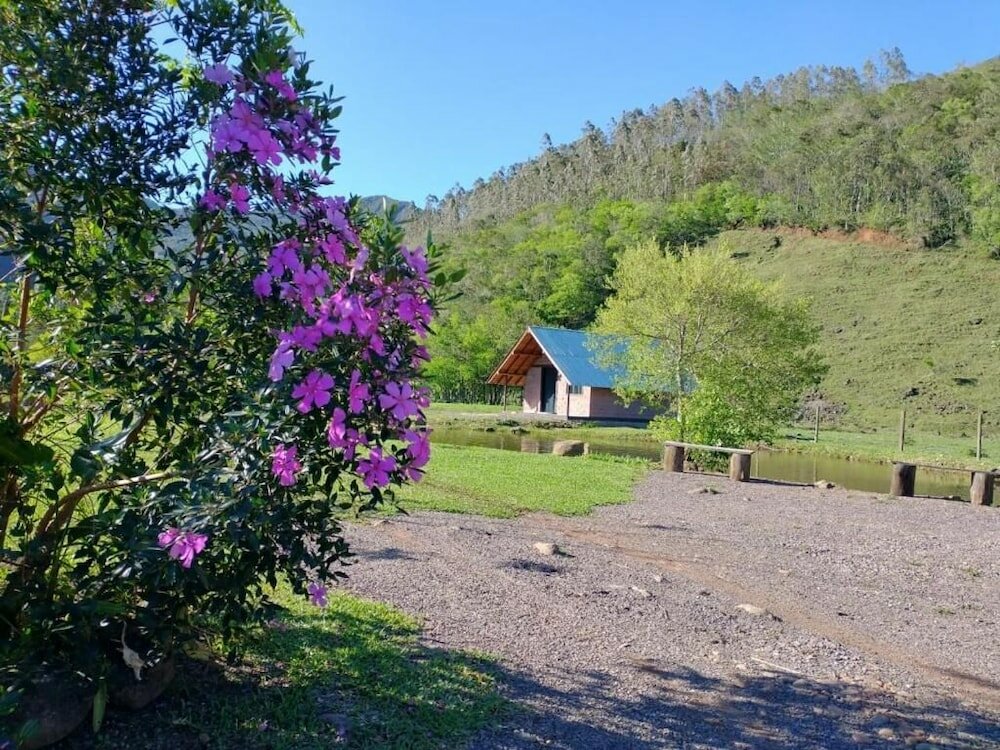 Фото Pousada Chalés Vale do Rio do Boi