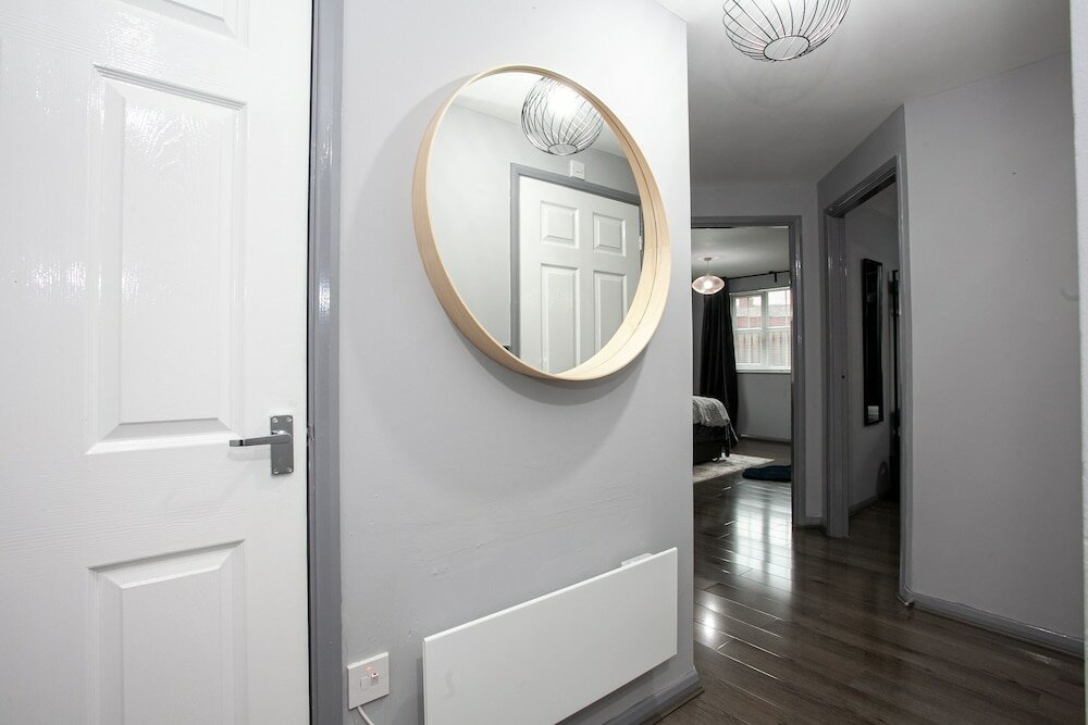 Фото Trafford Place