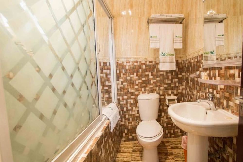 Фото Erith Apartments and Suites