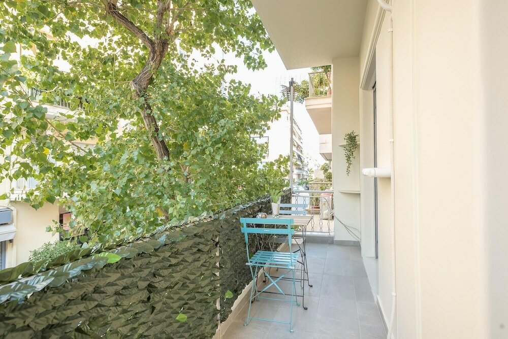 Фото Athens Bright Suite by Cloudkeys