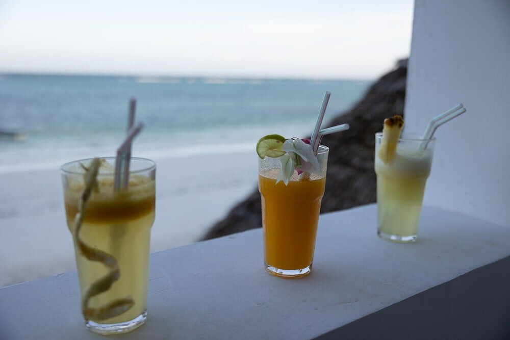 Фото Отель Ahg Sun Bay Mlilile Beach