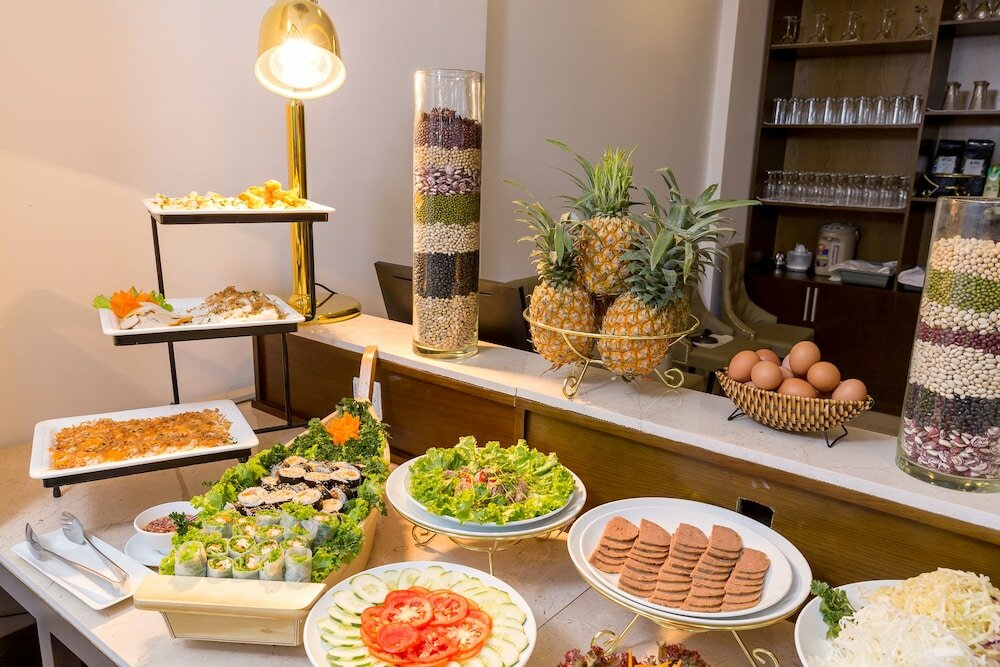 Фото Roliva Hotel & Apartment Danang