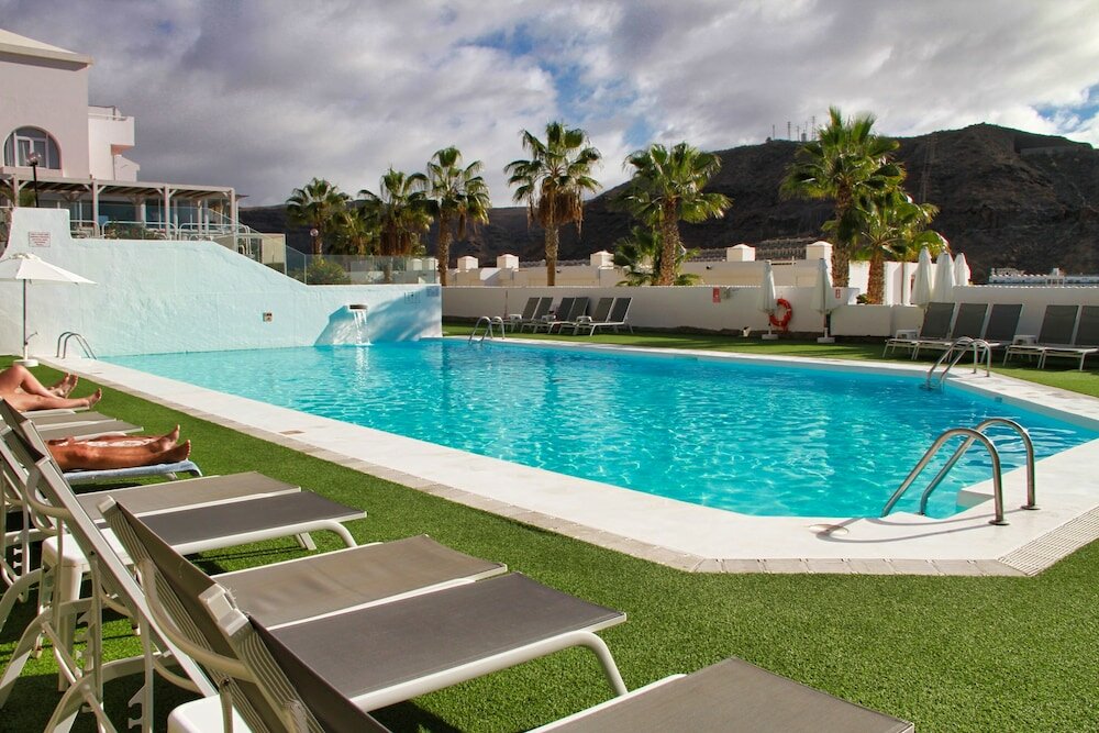 Фото Canaima Apartments - Adults Only