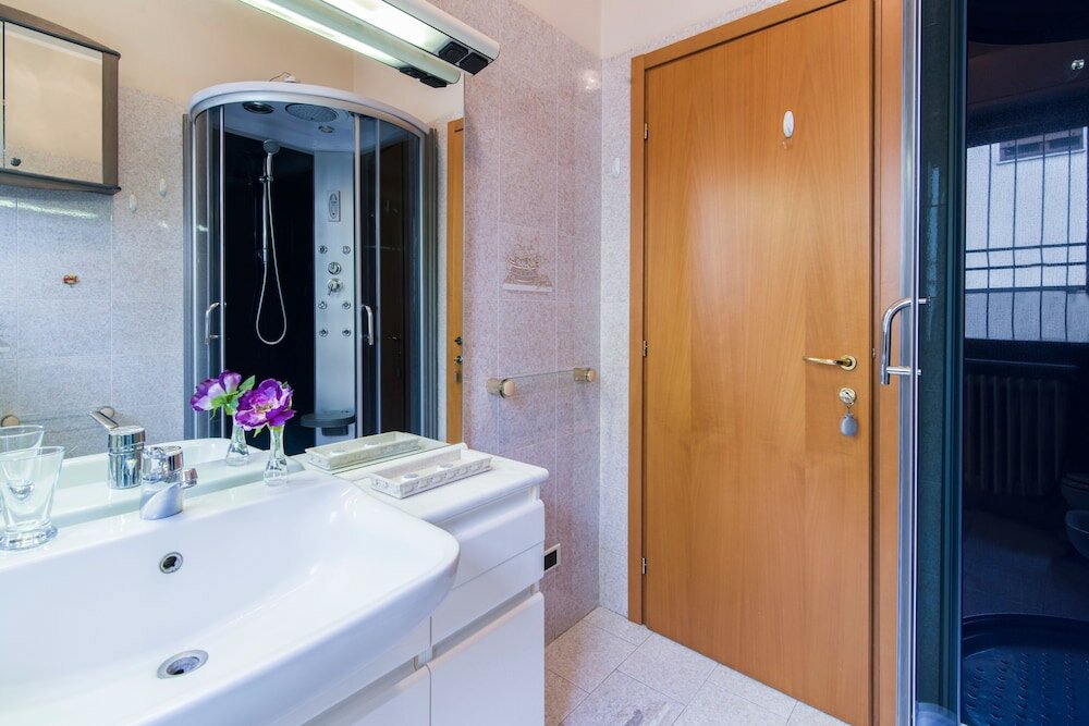 Фото Sesto Calende