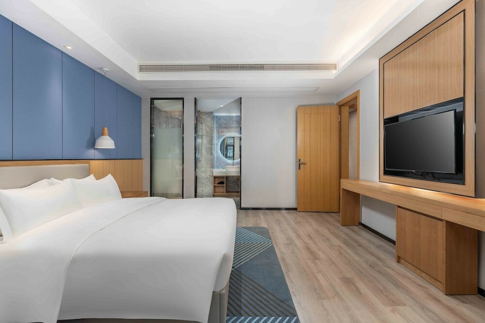 Фото Holiday Inn Express Huangshi Cihu Lake, an Ihg Hotel