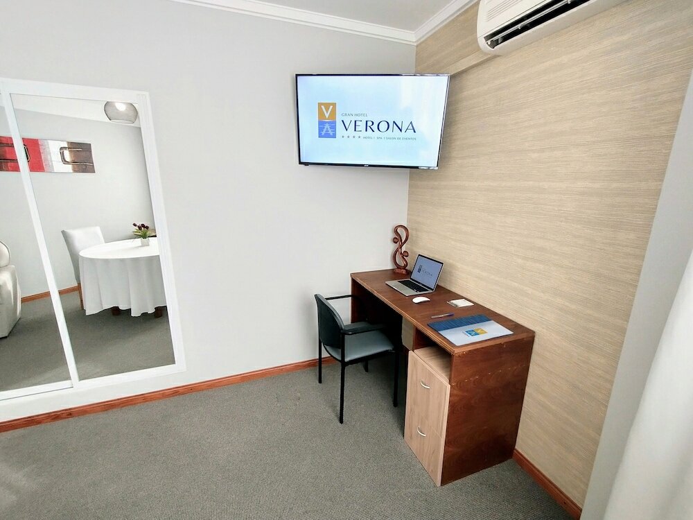 Фото Gran Hotel Verona