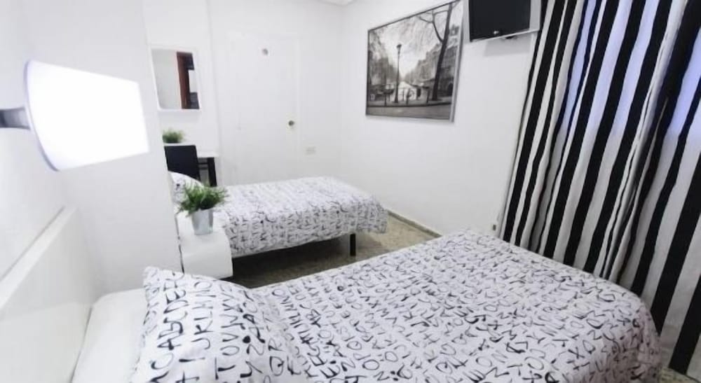 Фото Hostal On Dormire