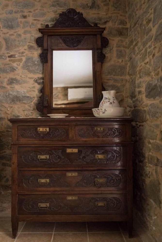 Фото Yiasemi of Chios