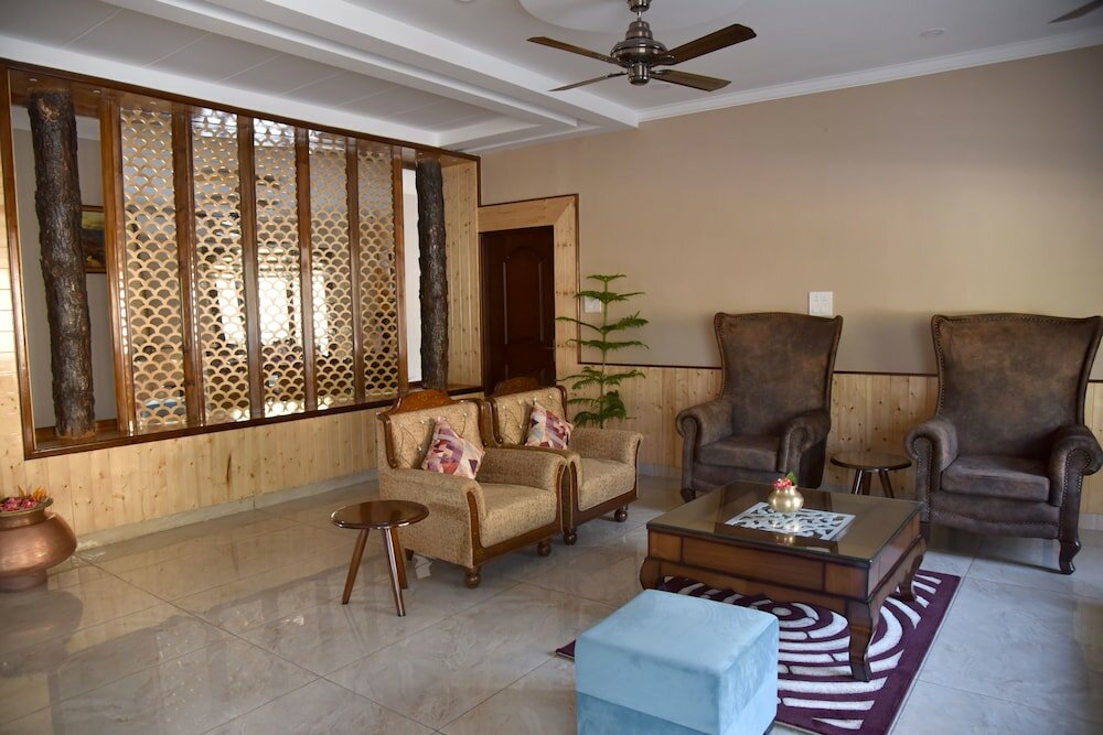 Фото Mastiff Hotel Gopalpur