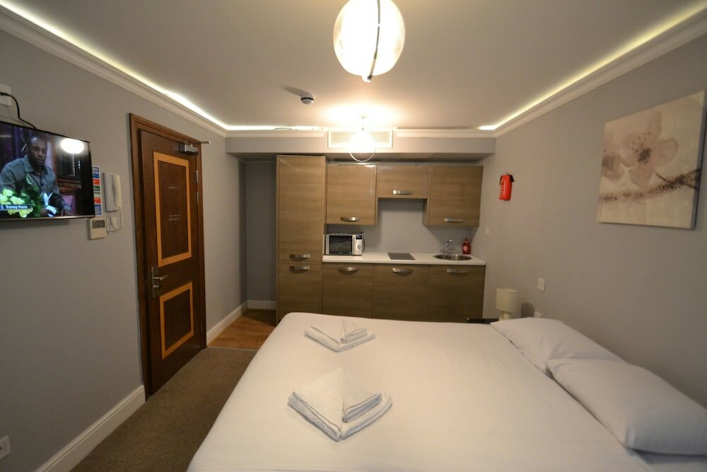 Фото Hyde Park Suites
