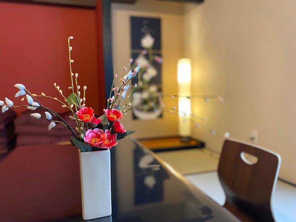 Фото Chatan Tall House