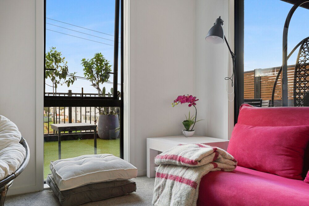 Фото Groovy Apt Close to Onehunga Mall Centre