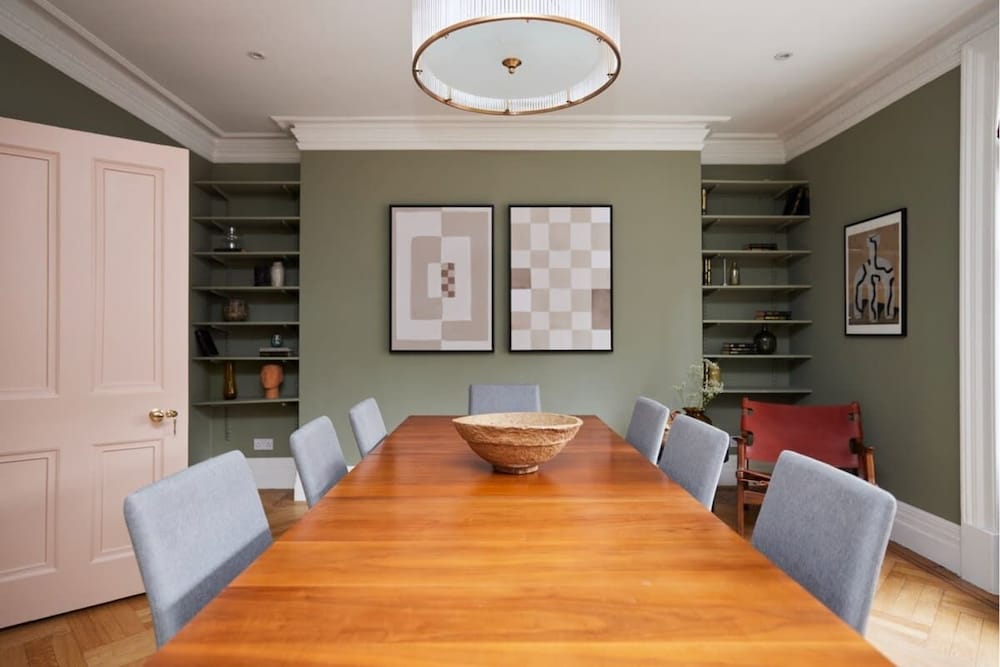 Фото The Hyde Park Mansion Place - Lovely 3bdr Flat