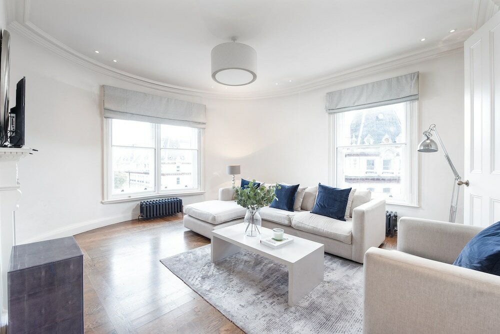 Фото Grosvenor Gardens by Capital