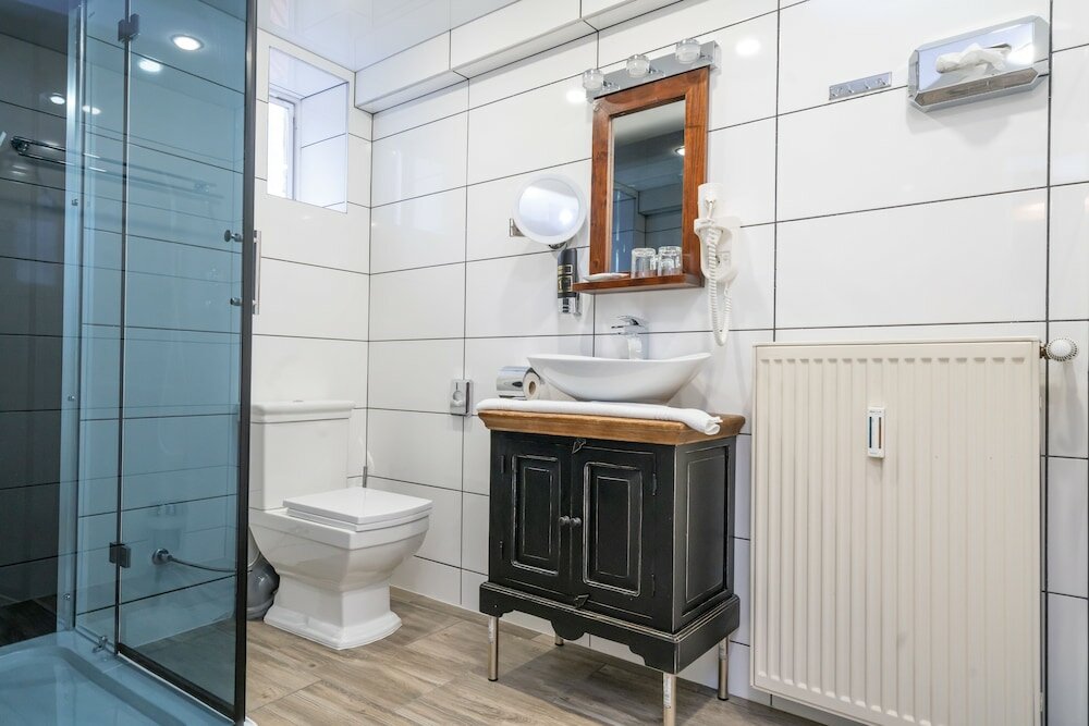 Фото Landgasthaus Kreuz Michelbach