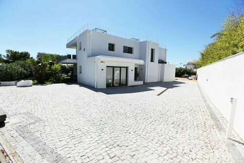 Гостиница Villa Miami в Рокебрюне-сюре-Аржане