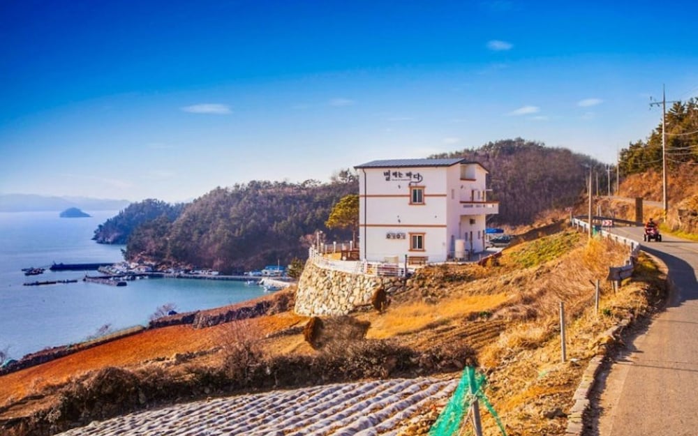 Фото Yeosu The Sea of Counting Stars Pension