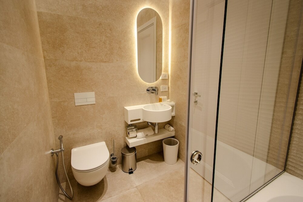 Фото The Crown Boutique Hotel & SPA