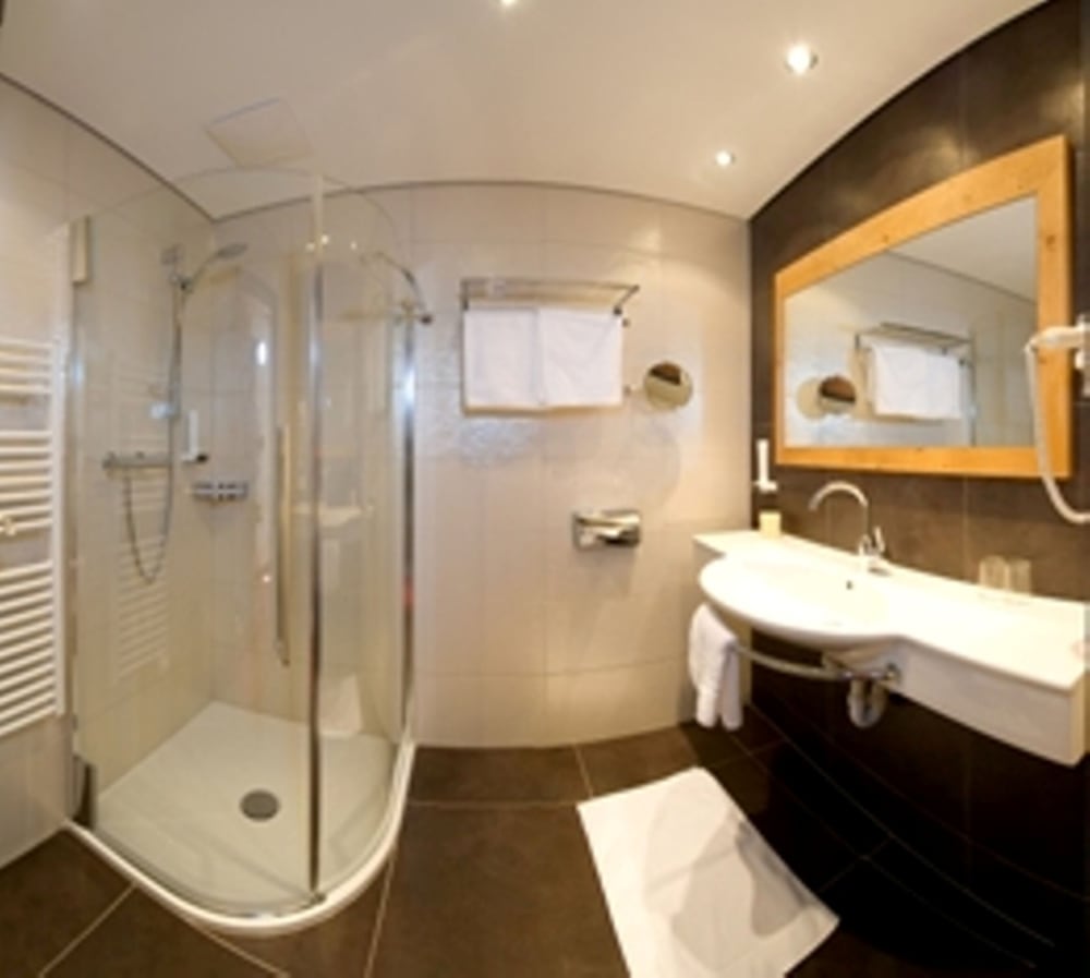 Фото Hotel Roslehen