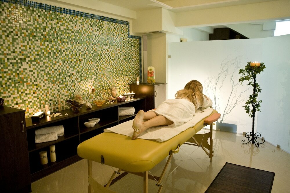 Фото Zeus Village Resort - Adults Only