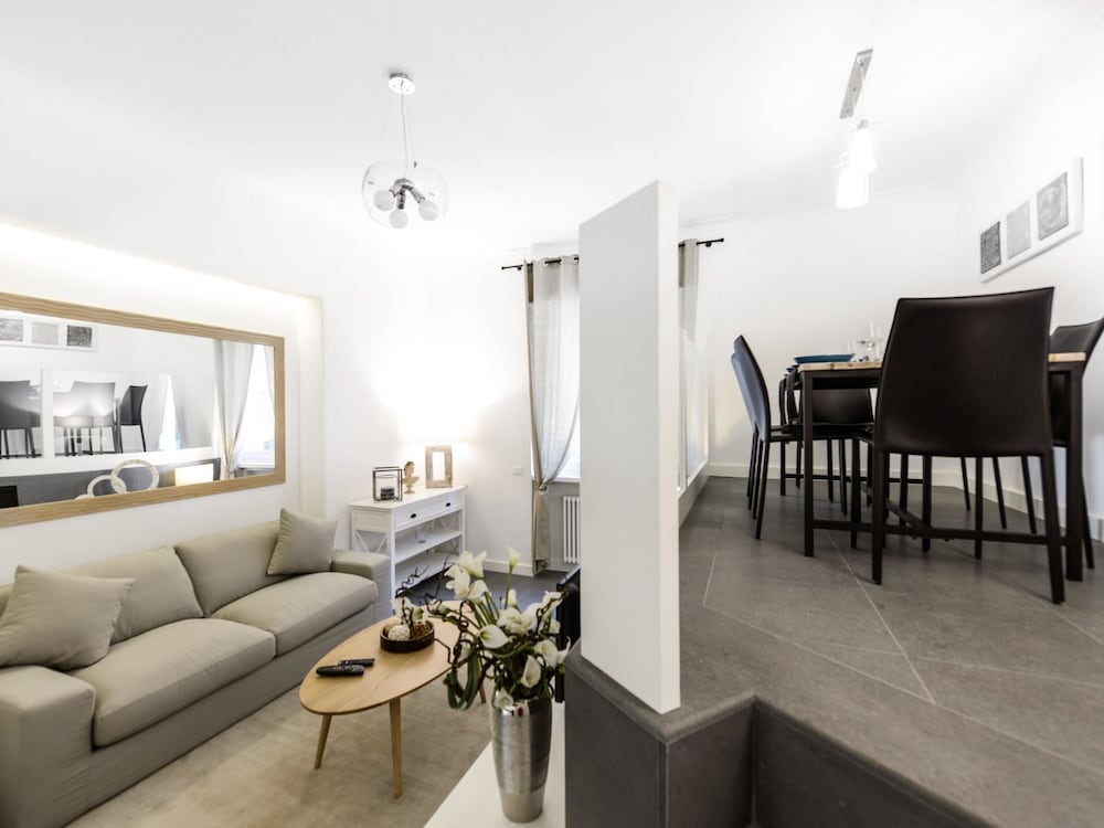 Фото Popolo Apartment