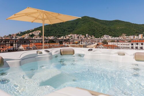 Гостиница Hotel Kadmo by Aycon в Будве