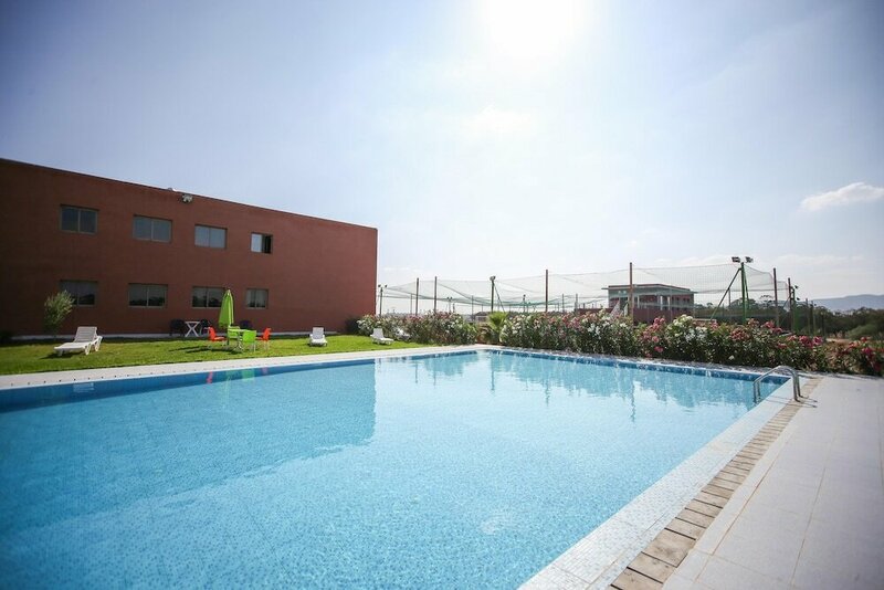 Гостиница Luxurious 3 Bedroom Apartment