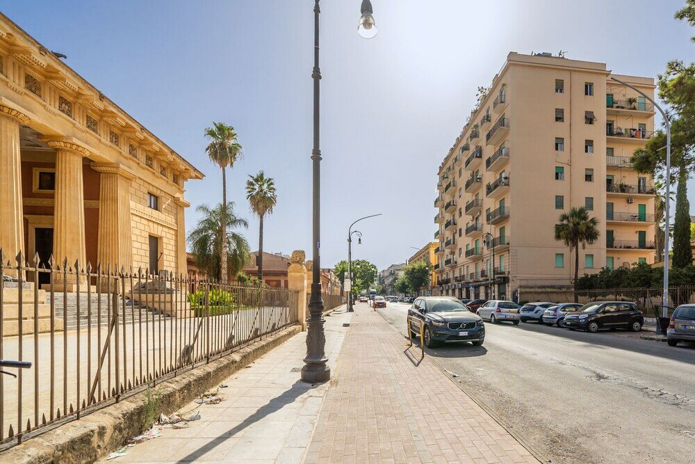 Фото Un Balcone Sull'Orto Botanico by Wonderful Italy