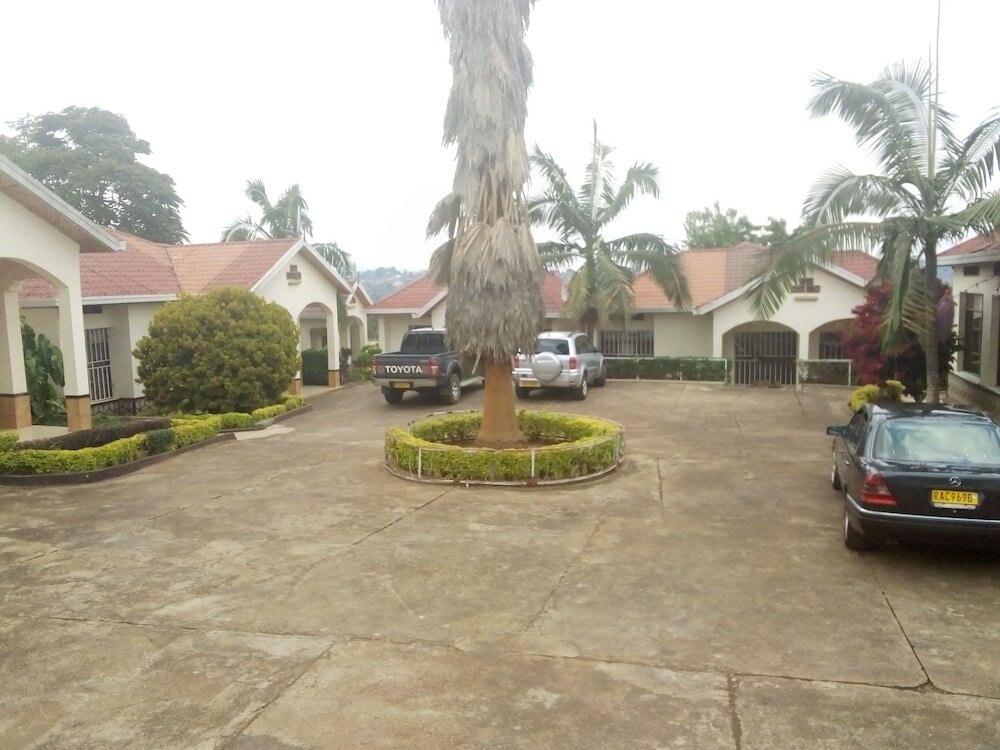 Фото Semuhungu Apartments