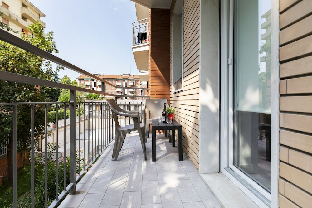 Фото NotaMi - West Milan Modern Apartment