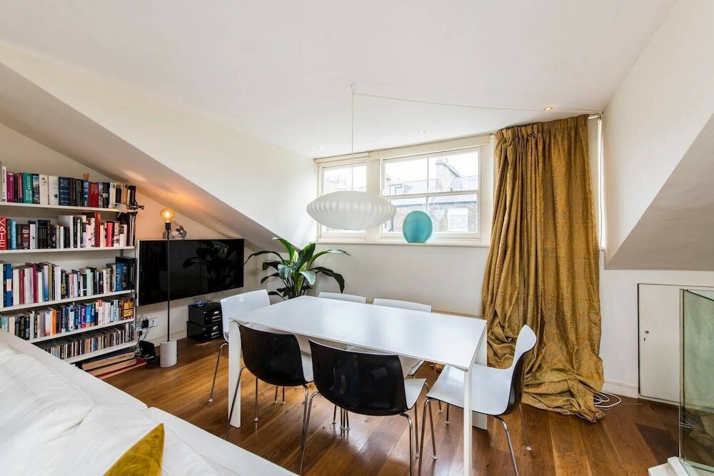 Фото Long Stay Discounts - Unique 2bed Flat, Portobello Road