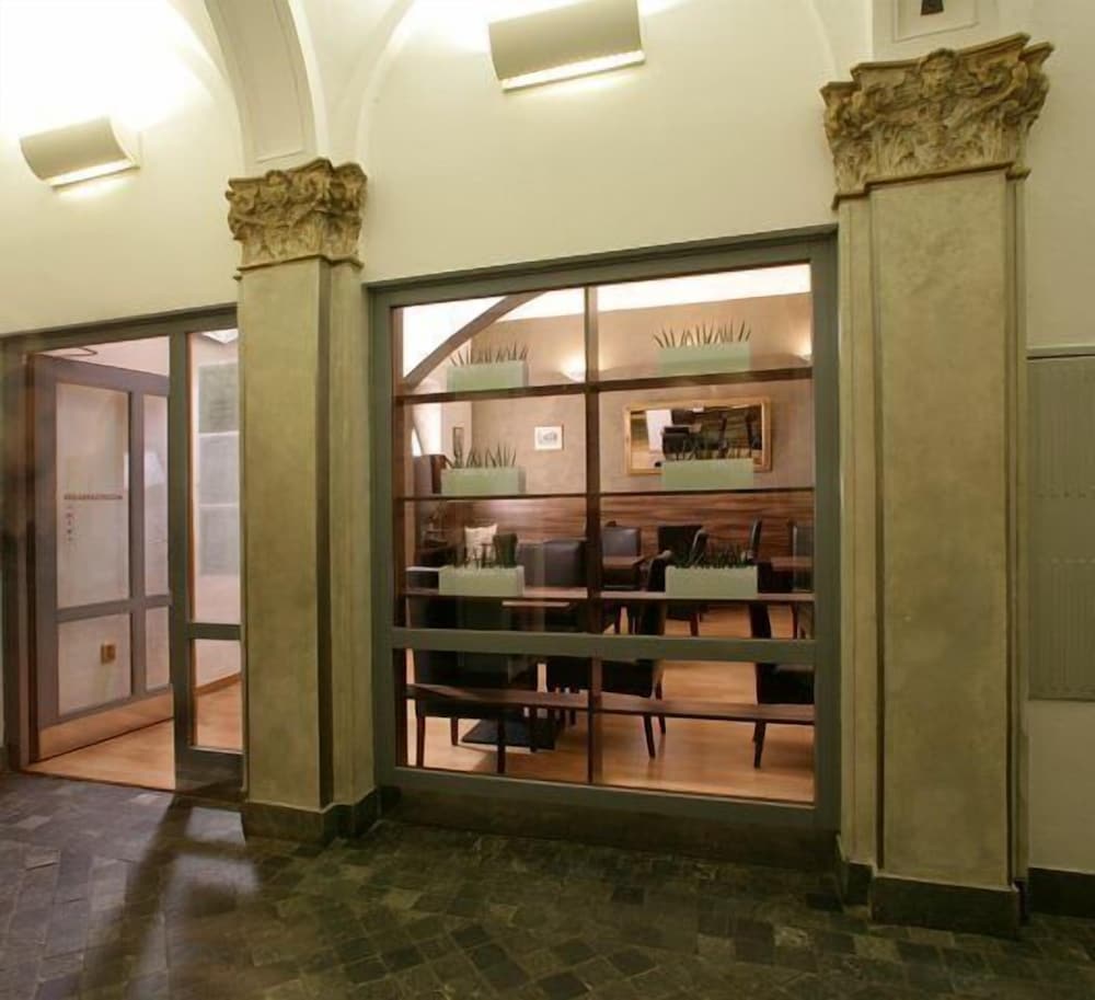 Фото Superior Hotel Prague