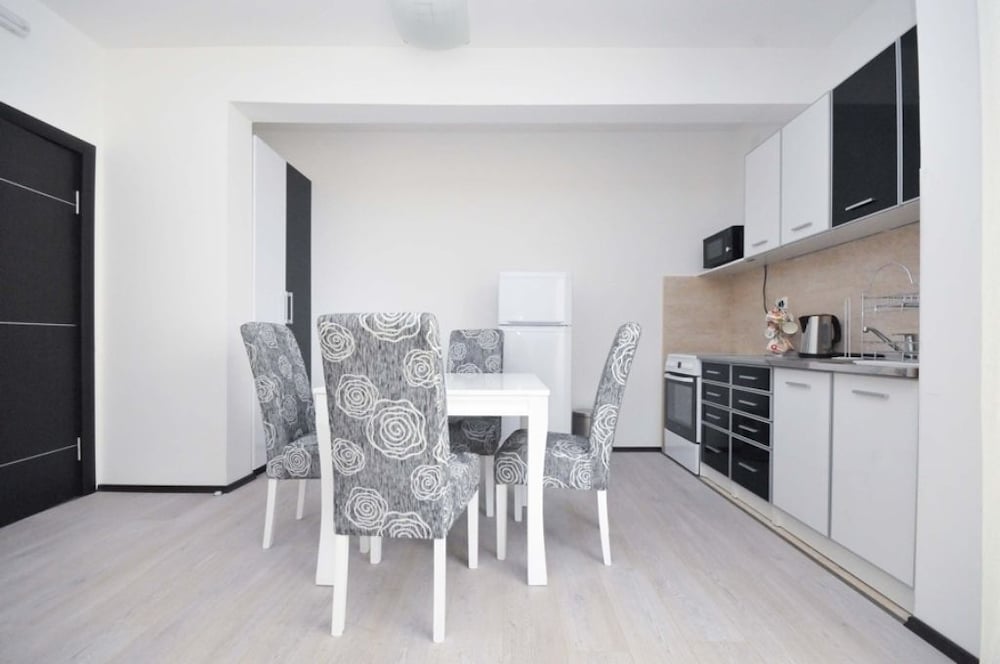 Фото One Bedroom Apartment Centar C9