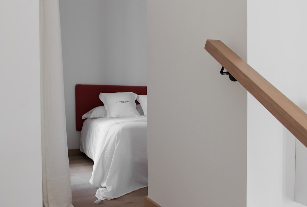 Фото La Ermita Suites - Único Hotel Monumento de Córdoba