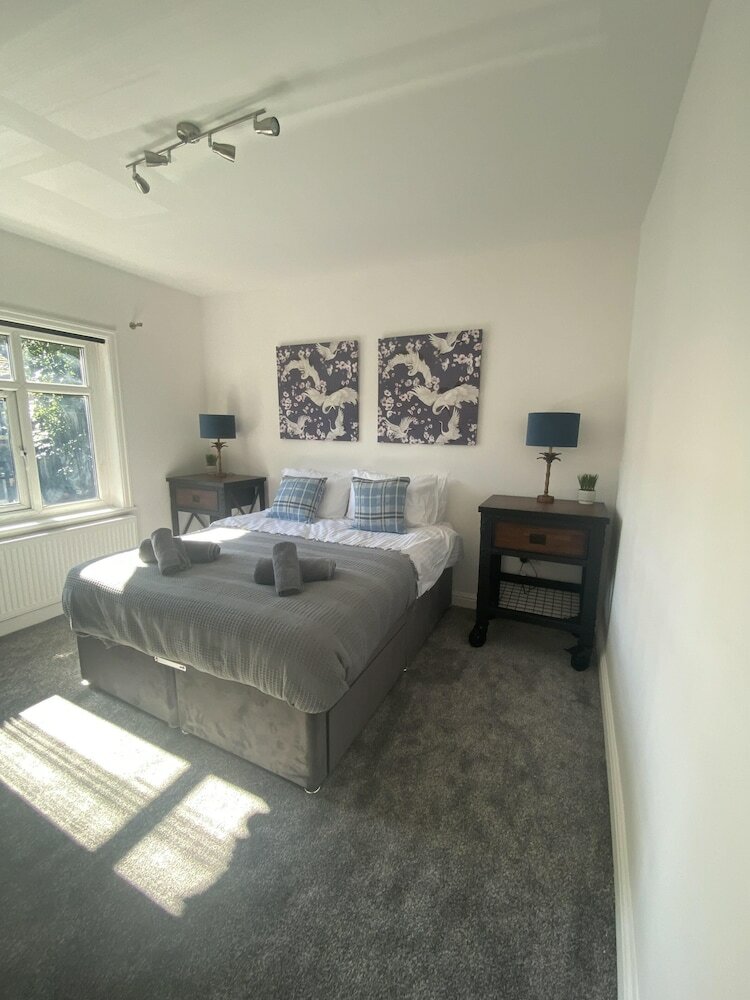 Фото Ideal Lodgings in Bury