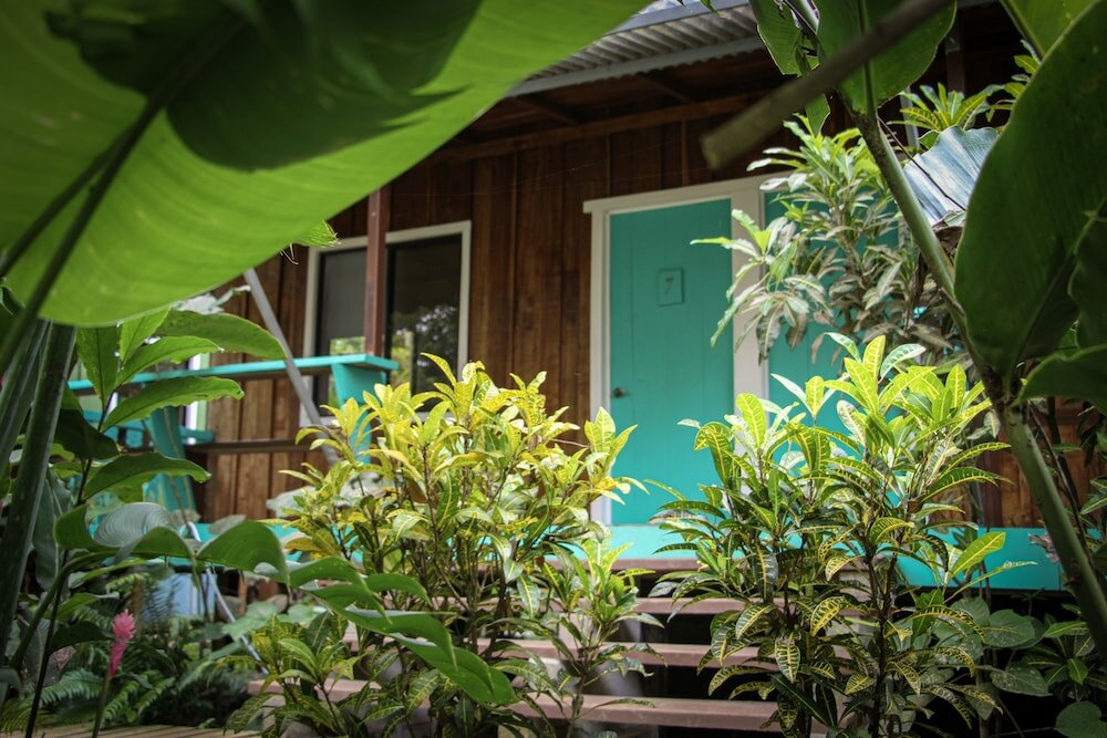 Фото Secluded Beach Hotel