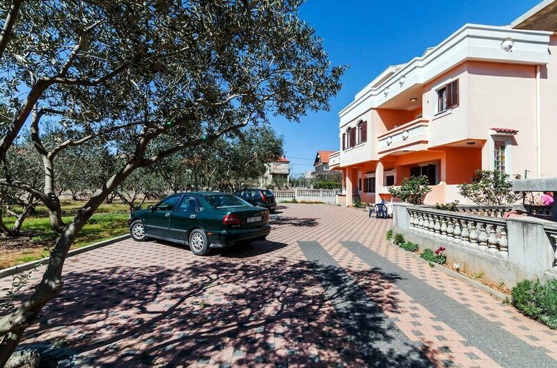 Гостиница Brane - Free Parking - A5 Martina в Задаре