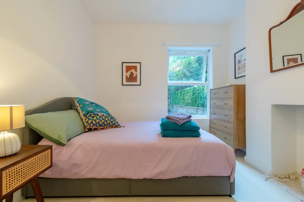 Фото Charming 1 Bedroom Apartment in Shepherds Bush With Patio Area