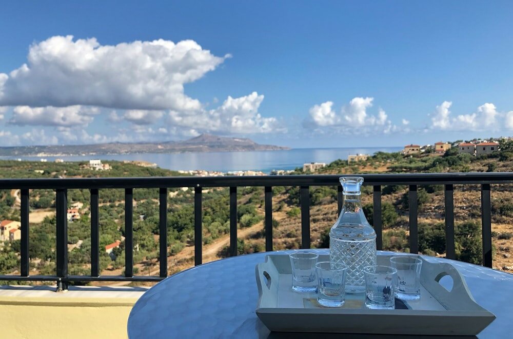 Фото Kaloudis Apartments