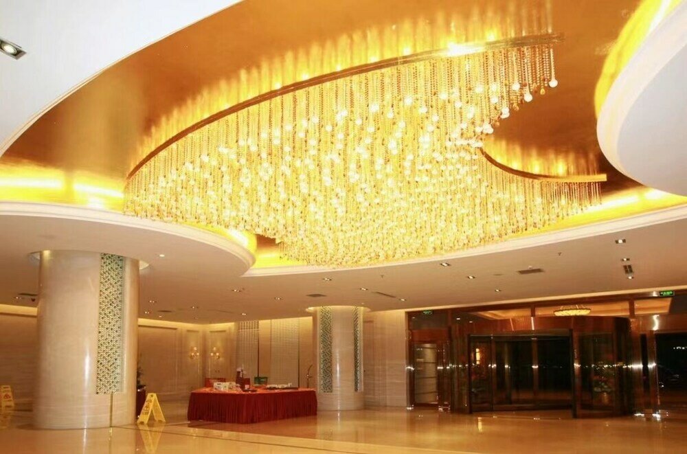 Фото Binjiang Garden Hotel