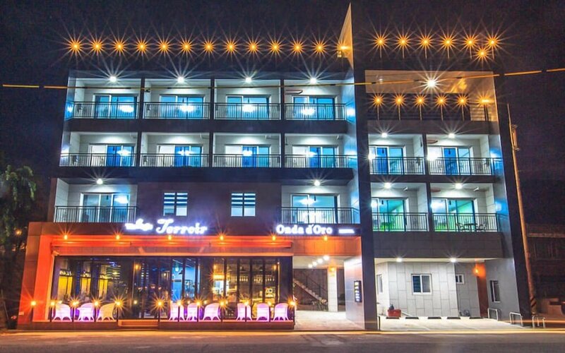 Гостиница Ondadoro Hostel в Йосу
