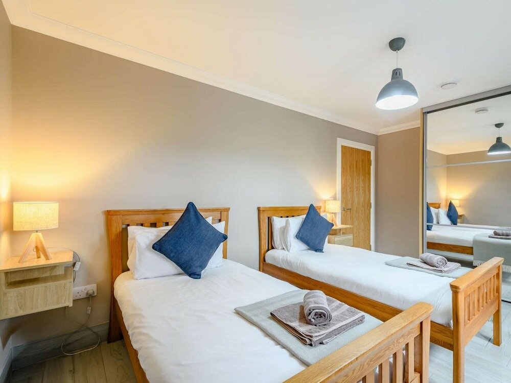 Фото Westertonhill Holiday Lodges