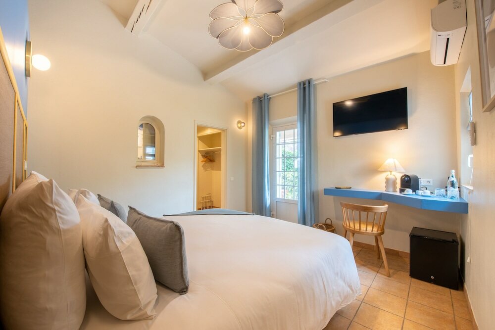 Фото Hotel Lou Cagnard