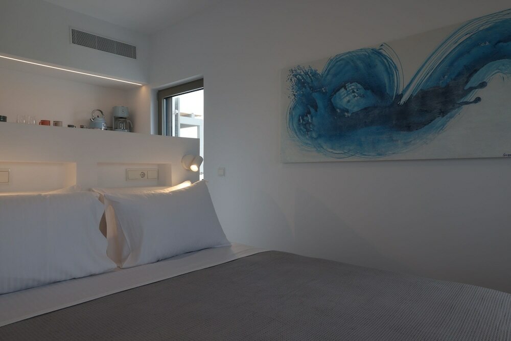 Фото Korfi de Milo