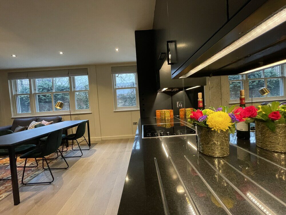 Фото Altido Chic Mews house in S Kensington