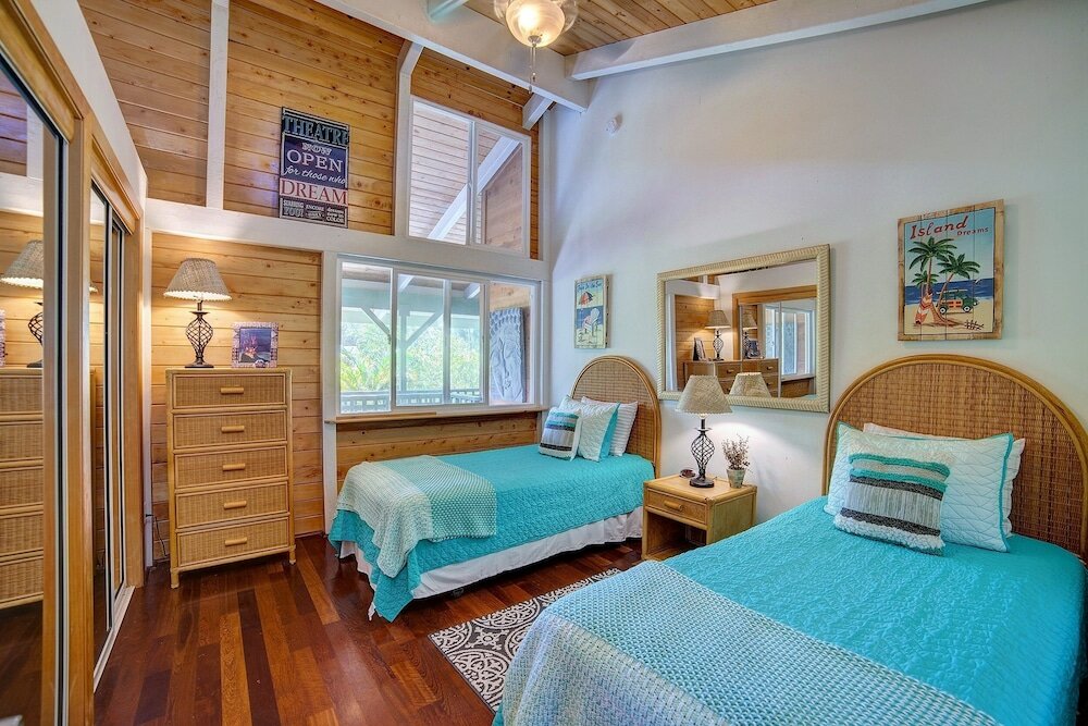 Фото Hale Ki'i Maka Manu 4 Bedroom Home by Redawning