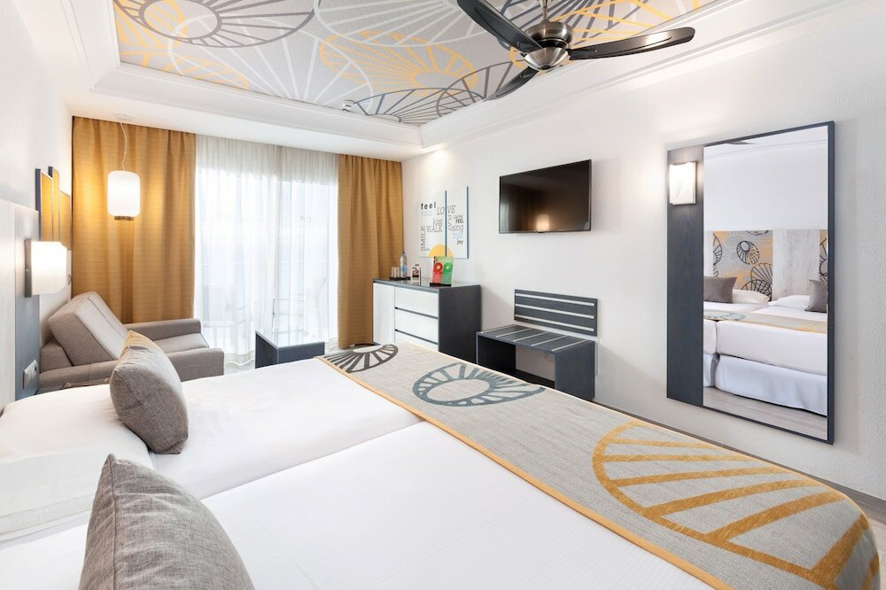 Фото Hotel Riu Vistamar - All Inclusive